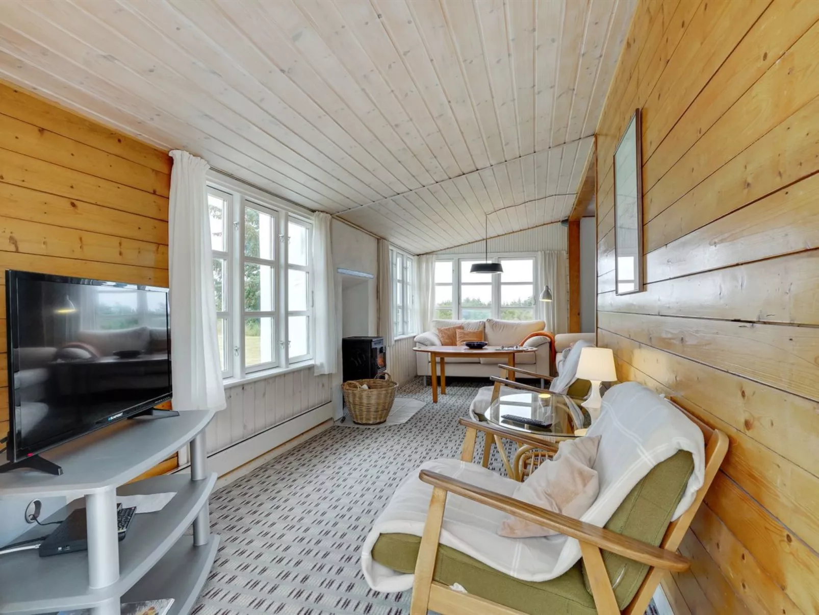 "Githa" - 100m to the fjord-Drinnen