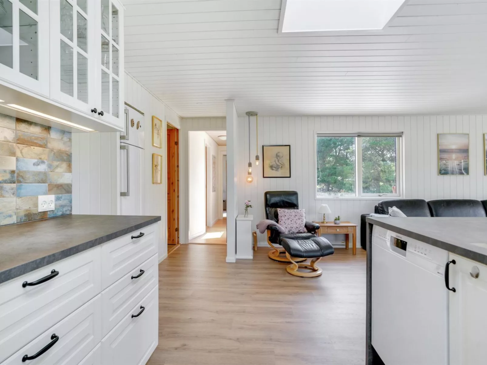 "Thorvor" - 1.5km from the sea-Inside