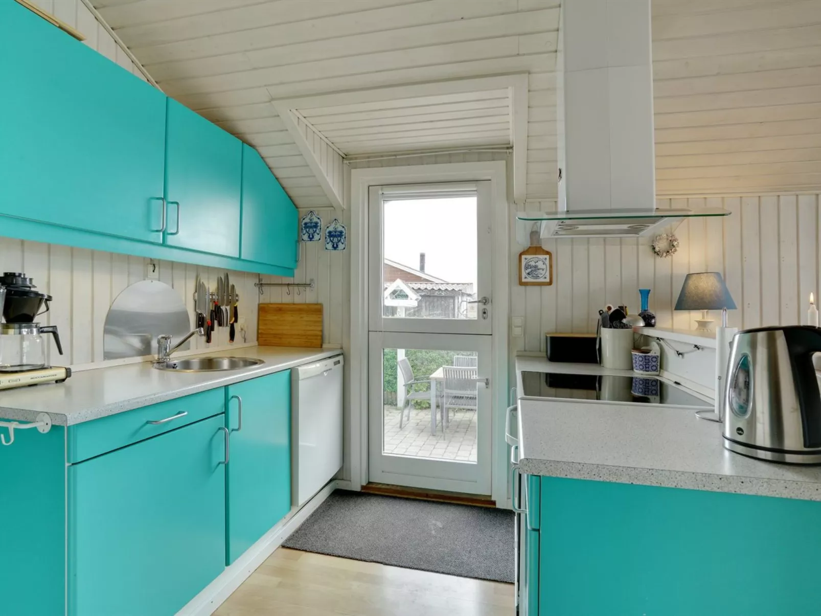 "Heimeram" - 150m from the sea-Dedans