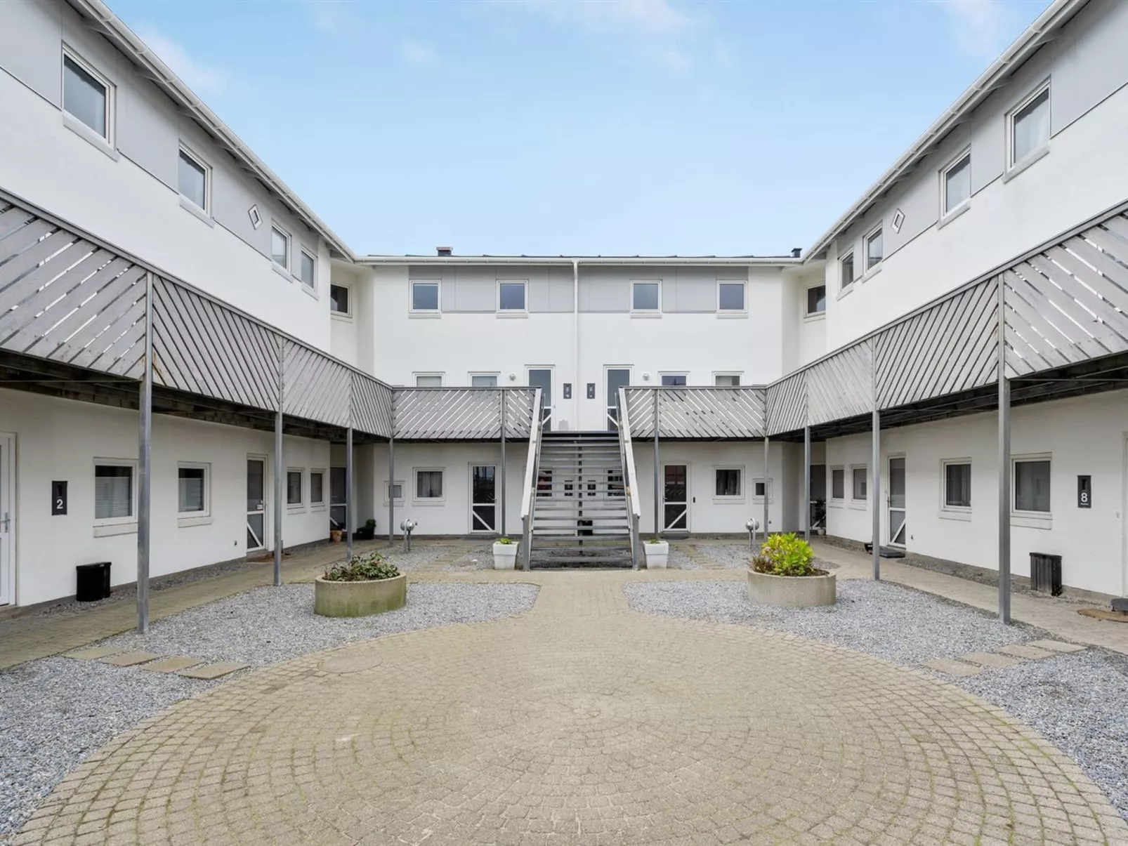 "Meglena" - 50m from the sea-Draußen