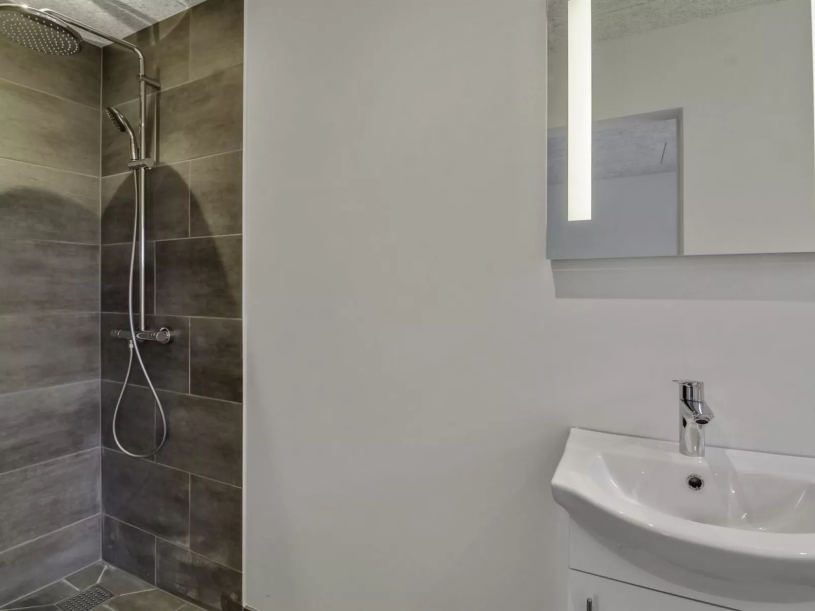 "Juho" - 900m from the sea-Inside