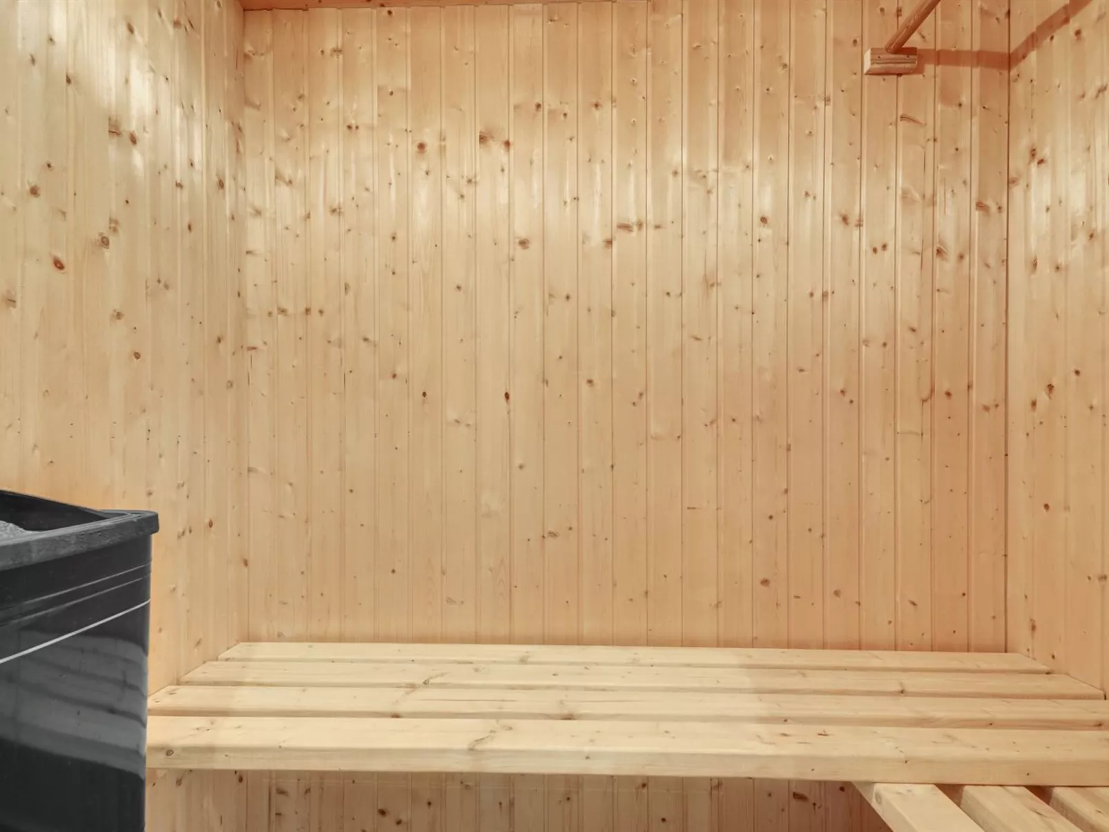 "Sonke" - 500m from the sea-Dedans