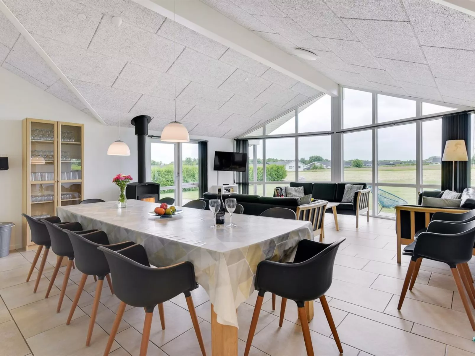 "Finja" - 500m from the sea-Dedans