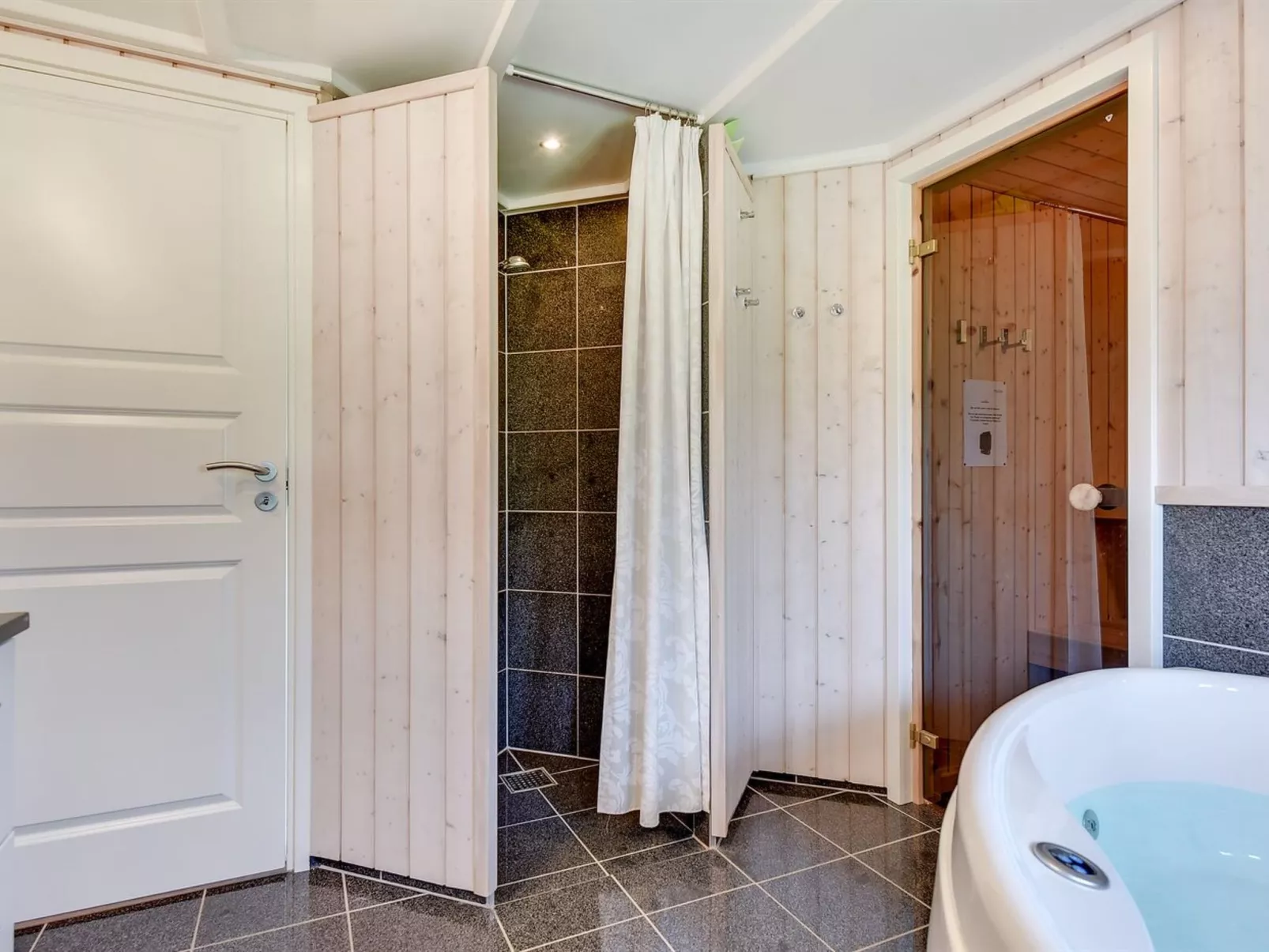 "Domna" - 800m from the sea-Dedans