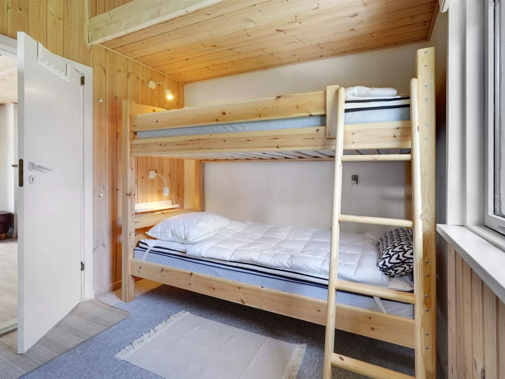 "Rudi" - 450m from the sea-Drinnen