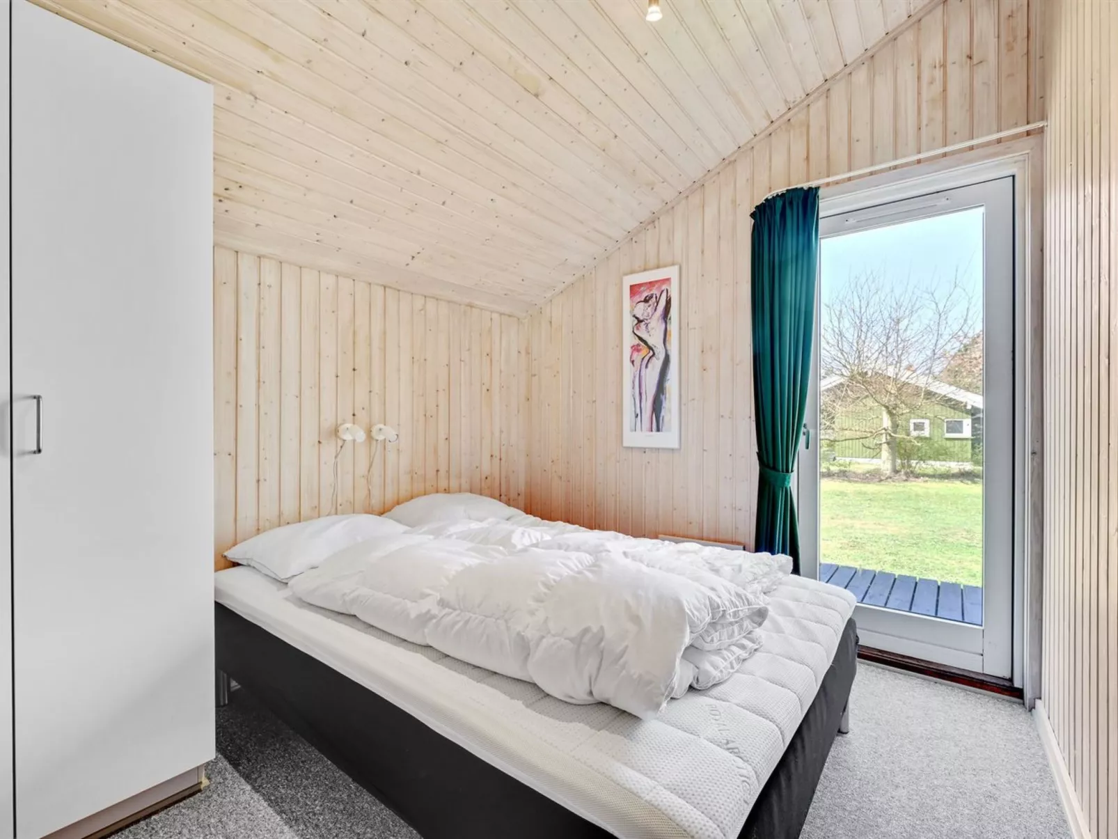 "Landuin" - 230m from the sea-Inside