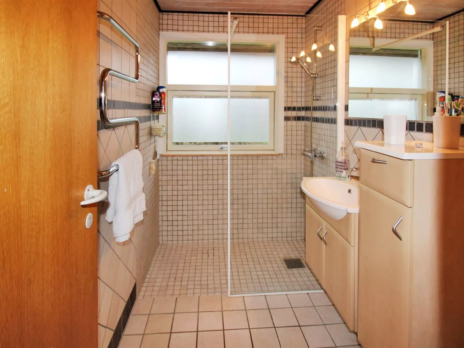 "Arton" - 300m from the sea-Inside