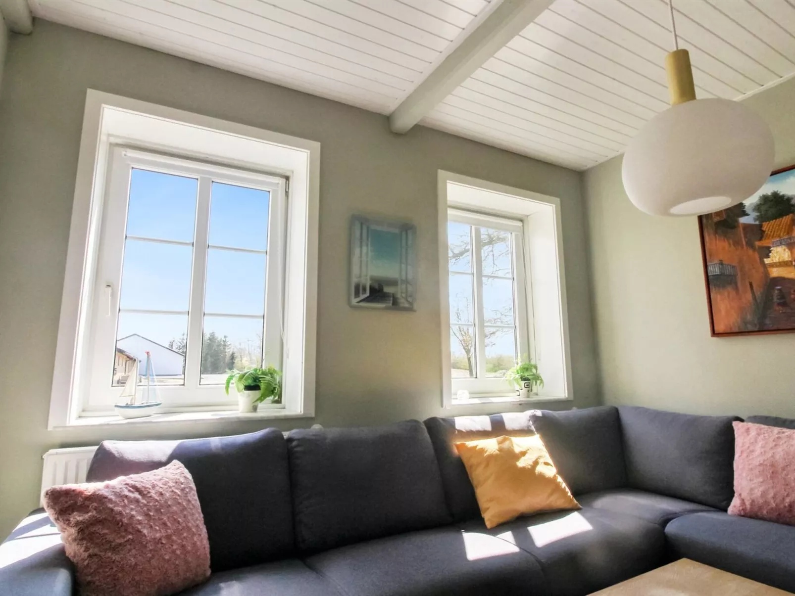 "Nilia" - 3.5km from the sea-Inside