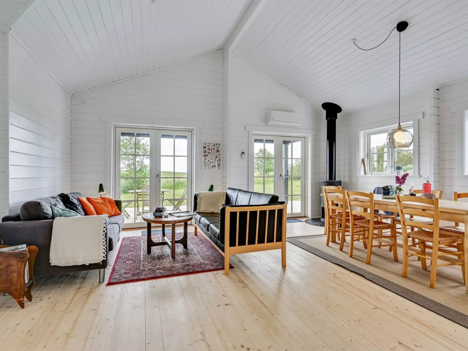 "Siebelt" - 200m from the sea-Inside