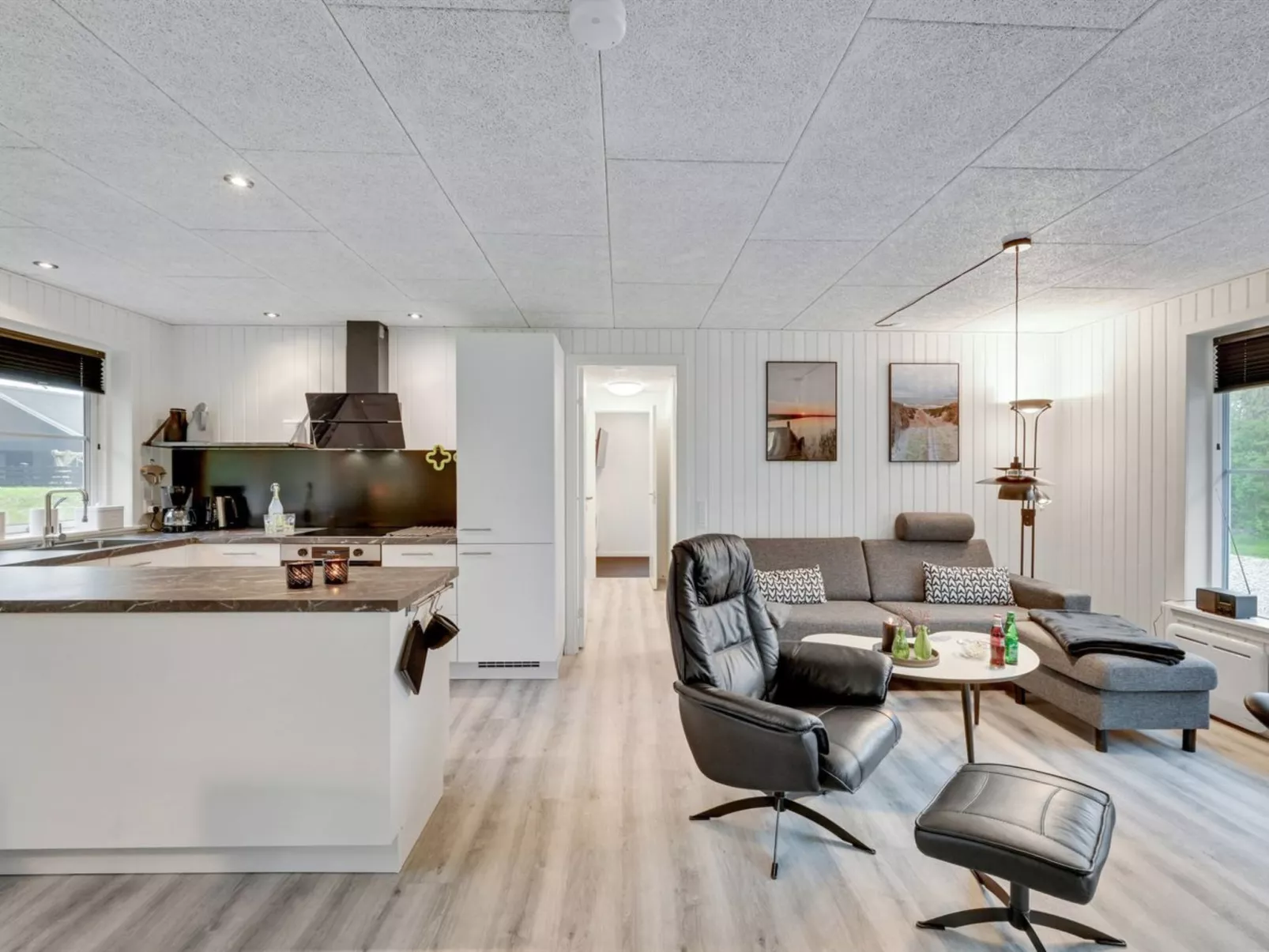 "Øn" -  from the sea-Inside