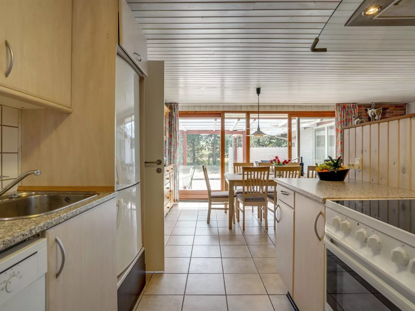 "Sitta" - 400m from the sea-Inside