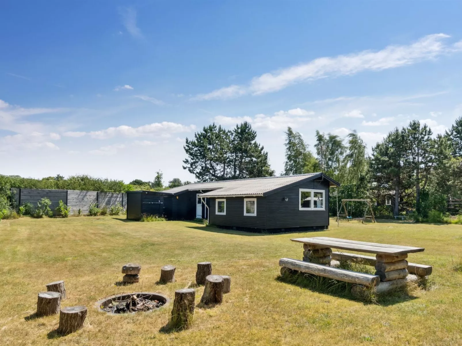 "Ludvika" - 350m from the sea-Outside