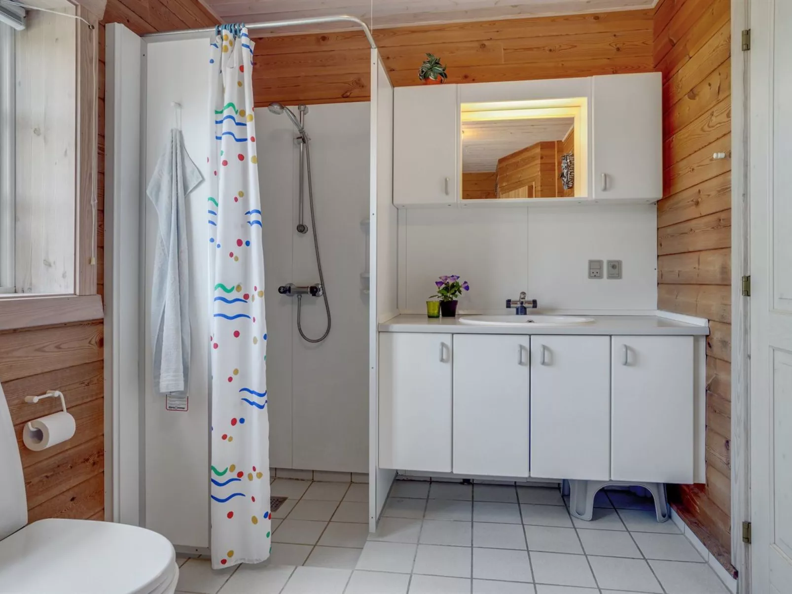 "Bjarnger" - 200m from the sea-Inside