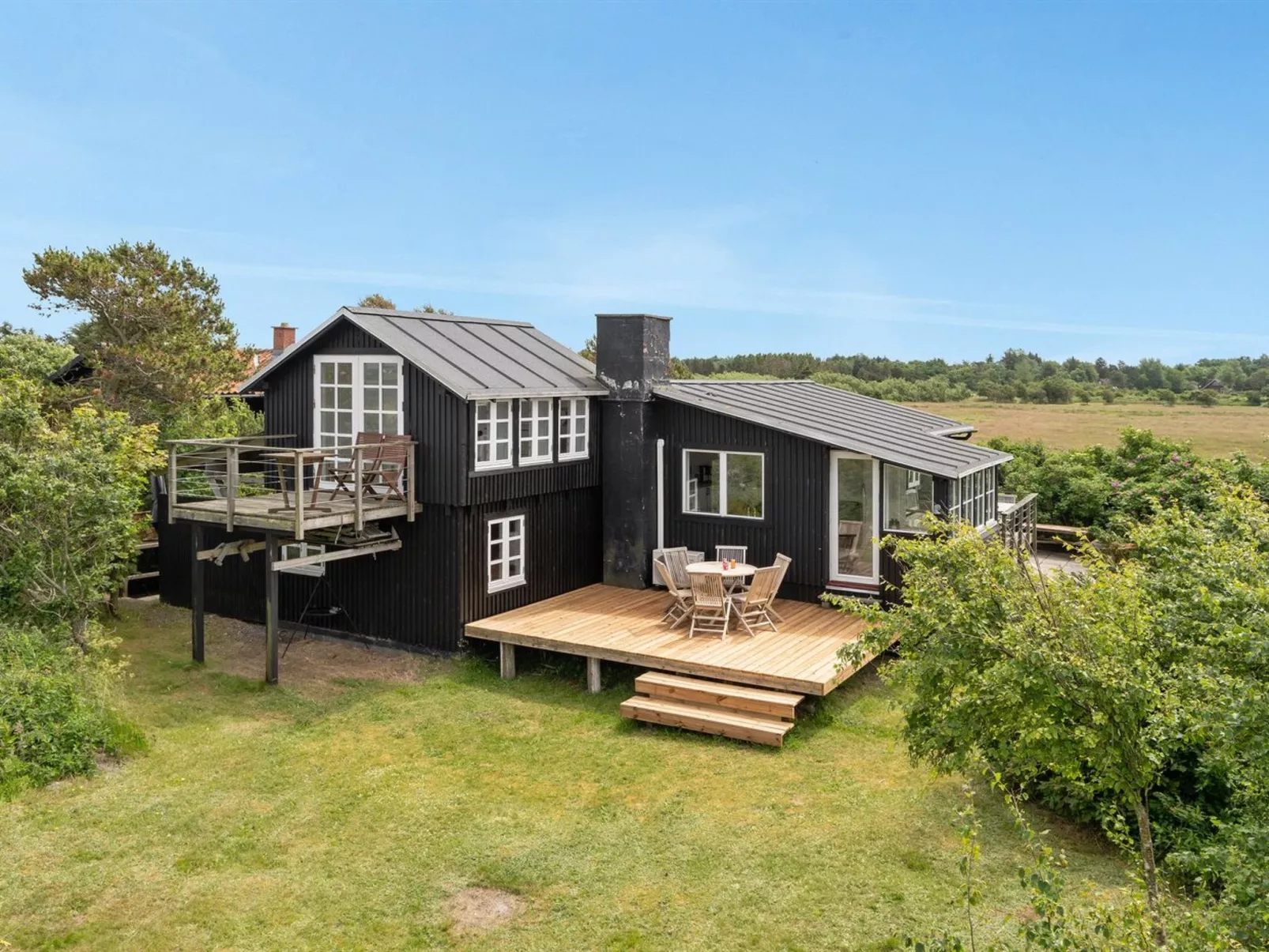 "Gren" - 90m to the fjord-Outside