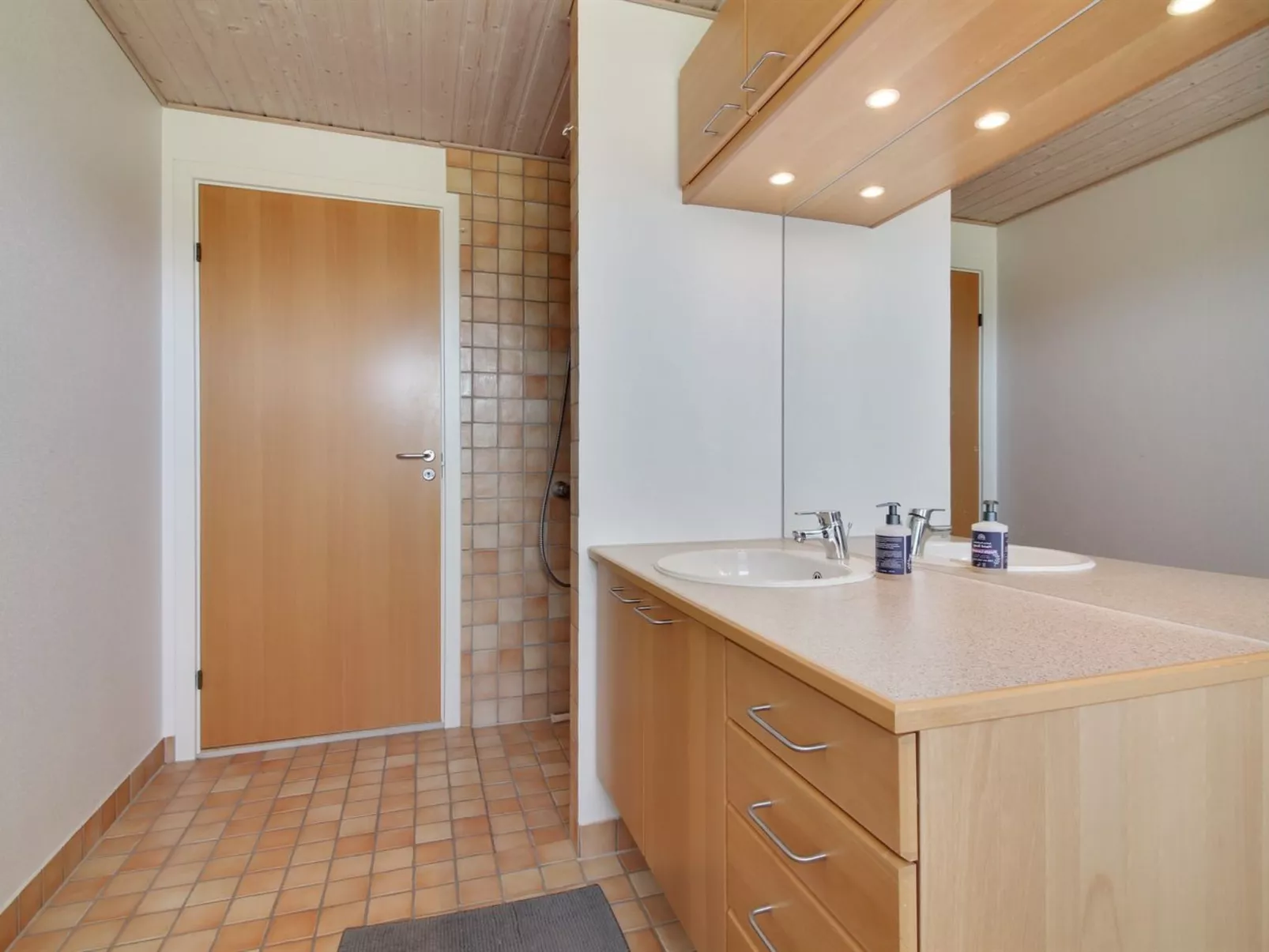 "Amalia" - 500m from the sea-Drinnen