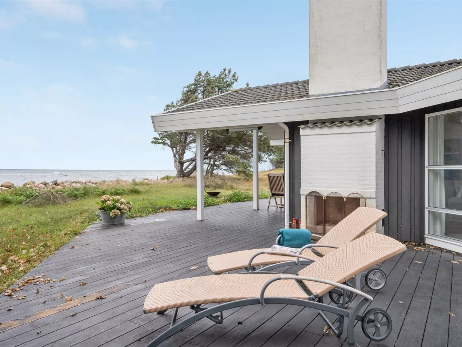 "Pascal" - 25m from the sea-Draußen