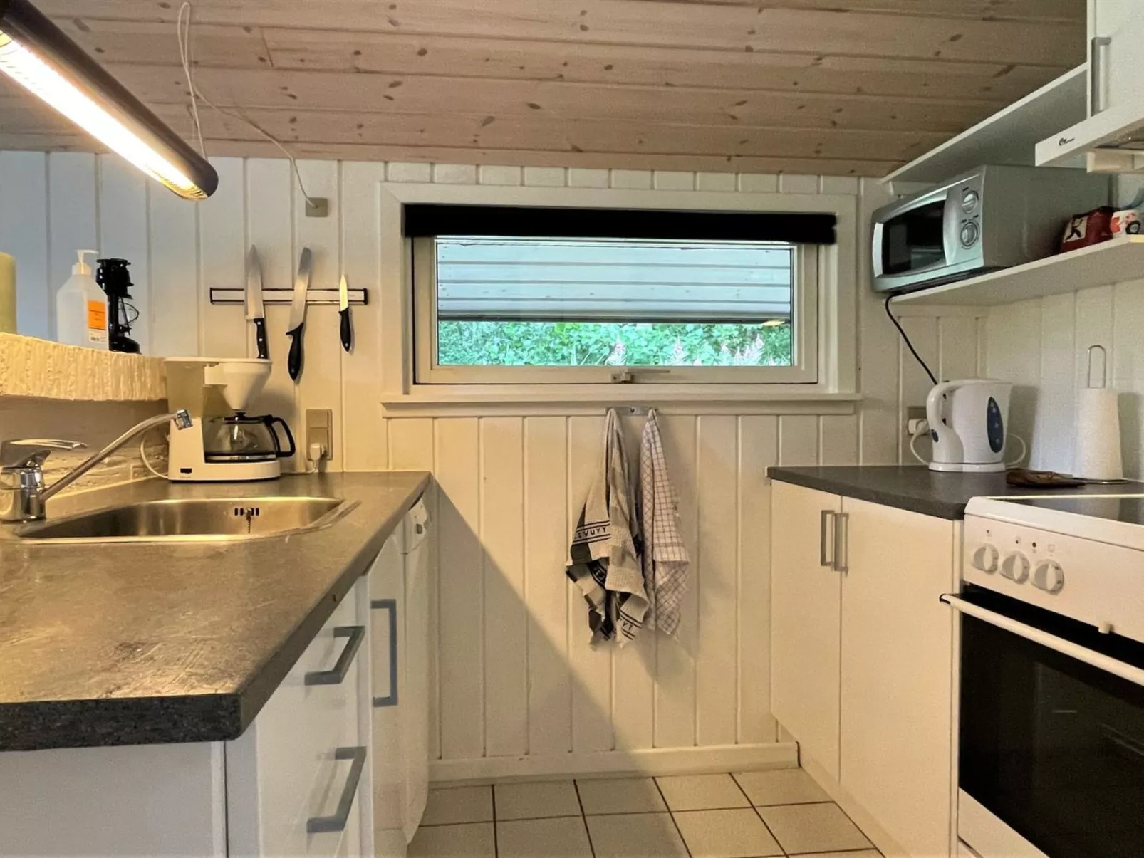 "Estelle" - 575m to the fjord-Inside