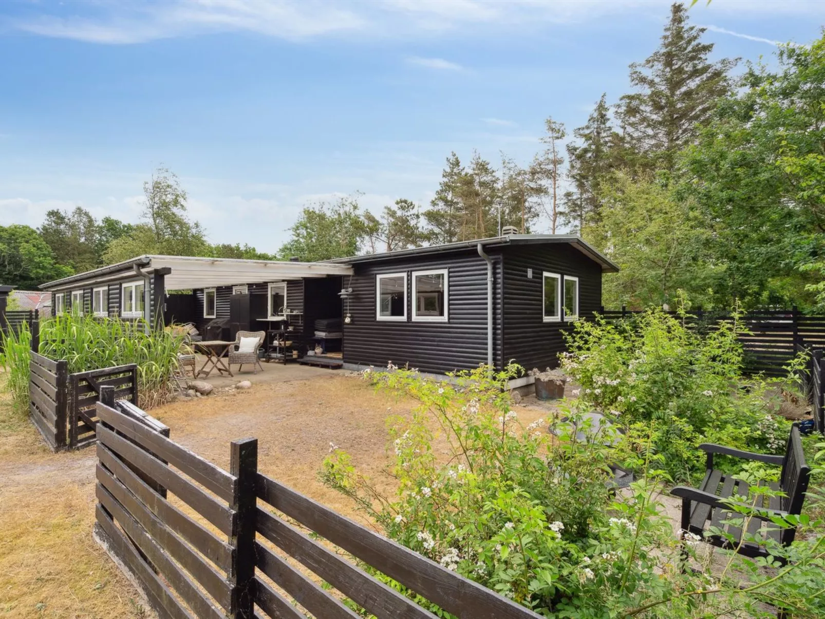 "Akke" - 150m to the fjord-Outside