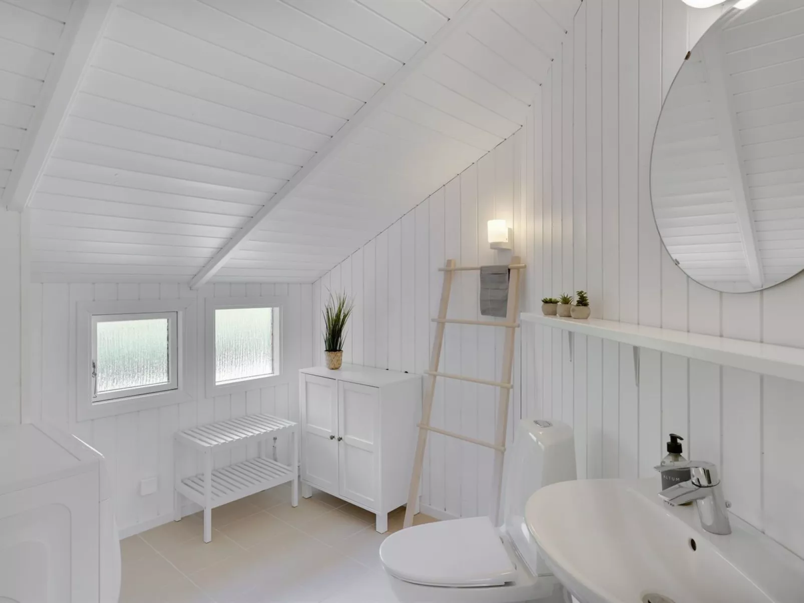 "Niska" - 300m from the sea-Inside