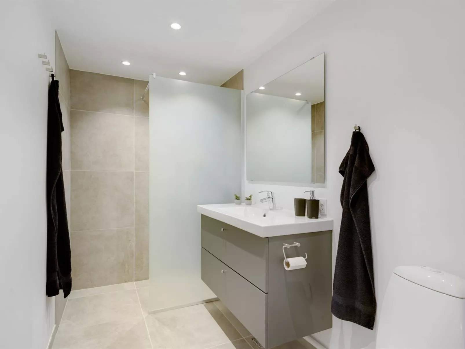 "Constance" - 50m from the sea-Drinnen