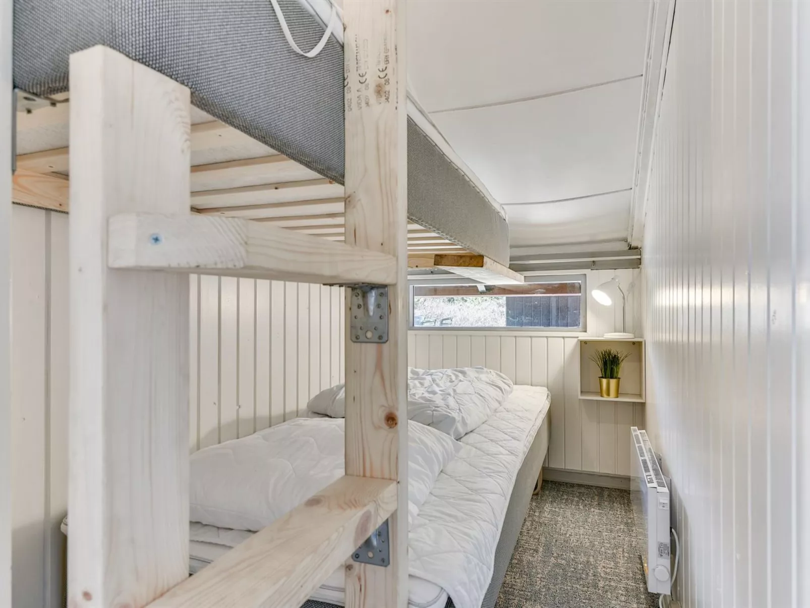 "Niyazi" - 3.1km from the sea-Inside