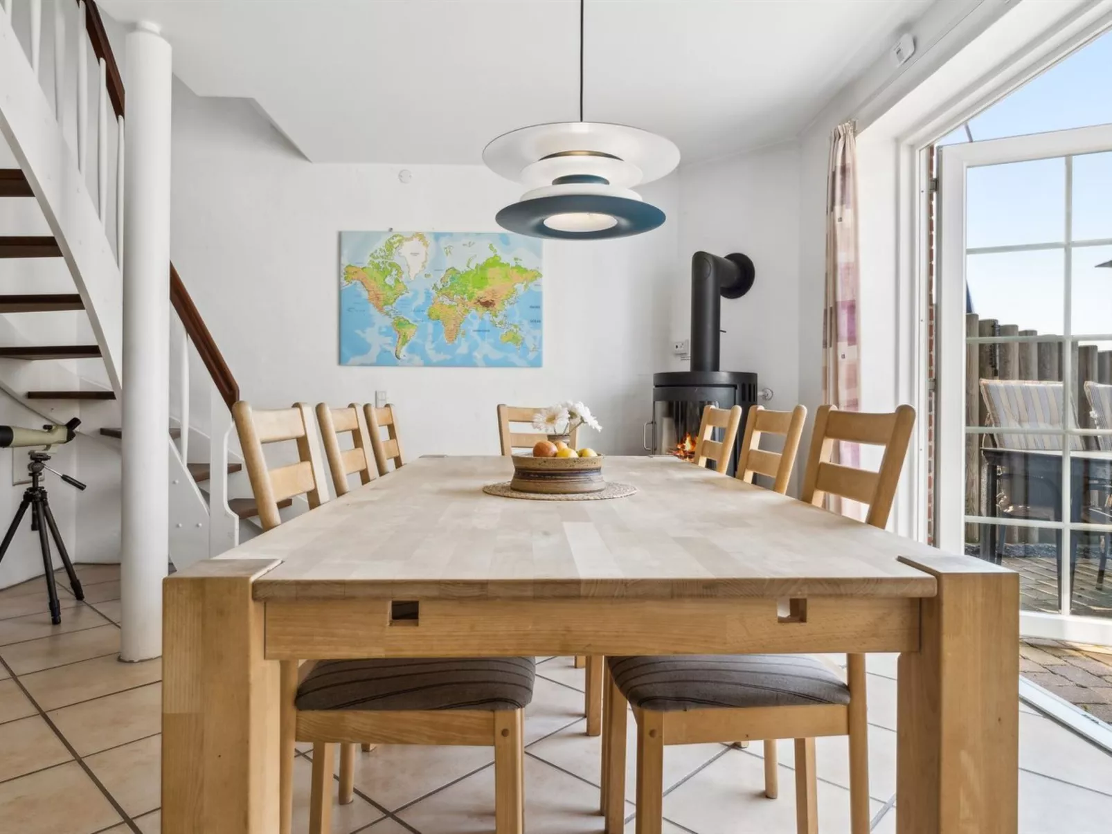 "Langsom" - 100m from the sea-Dedans