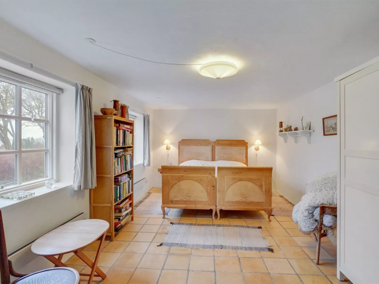 "Althea" - 750m to the fjord-Inside