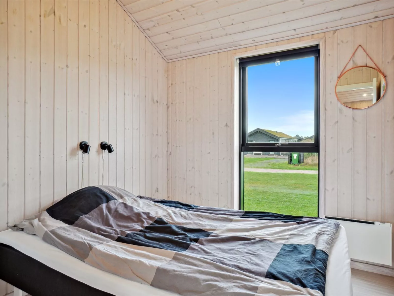 "Dyke" - 1.5km from the sea-Inside