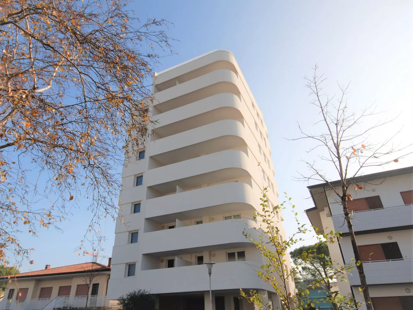 Torre Bianca-Outside