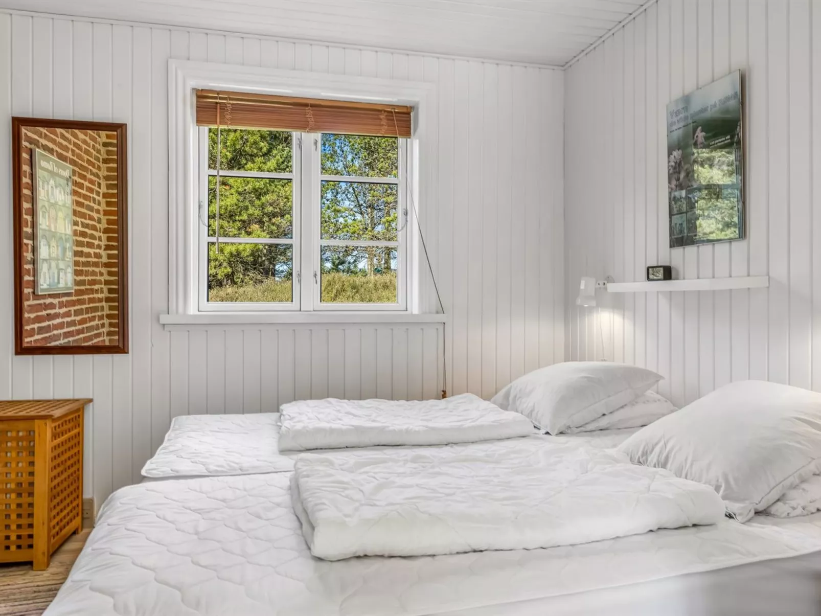 "Angret" - 3.5km from the sea-Drinnen