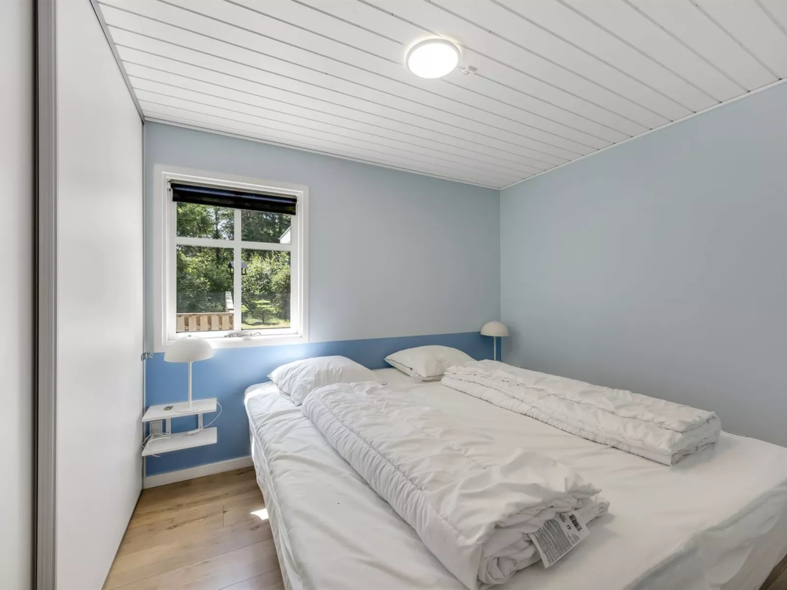 "Marise" -  from the sea-Dedans