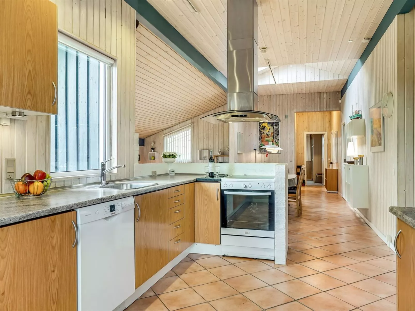 "Marne" - 500m from the sea-Inside