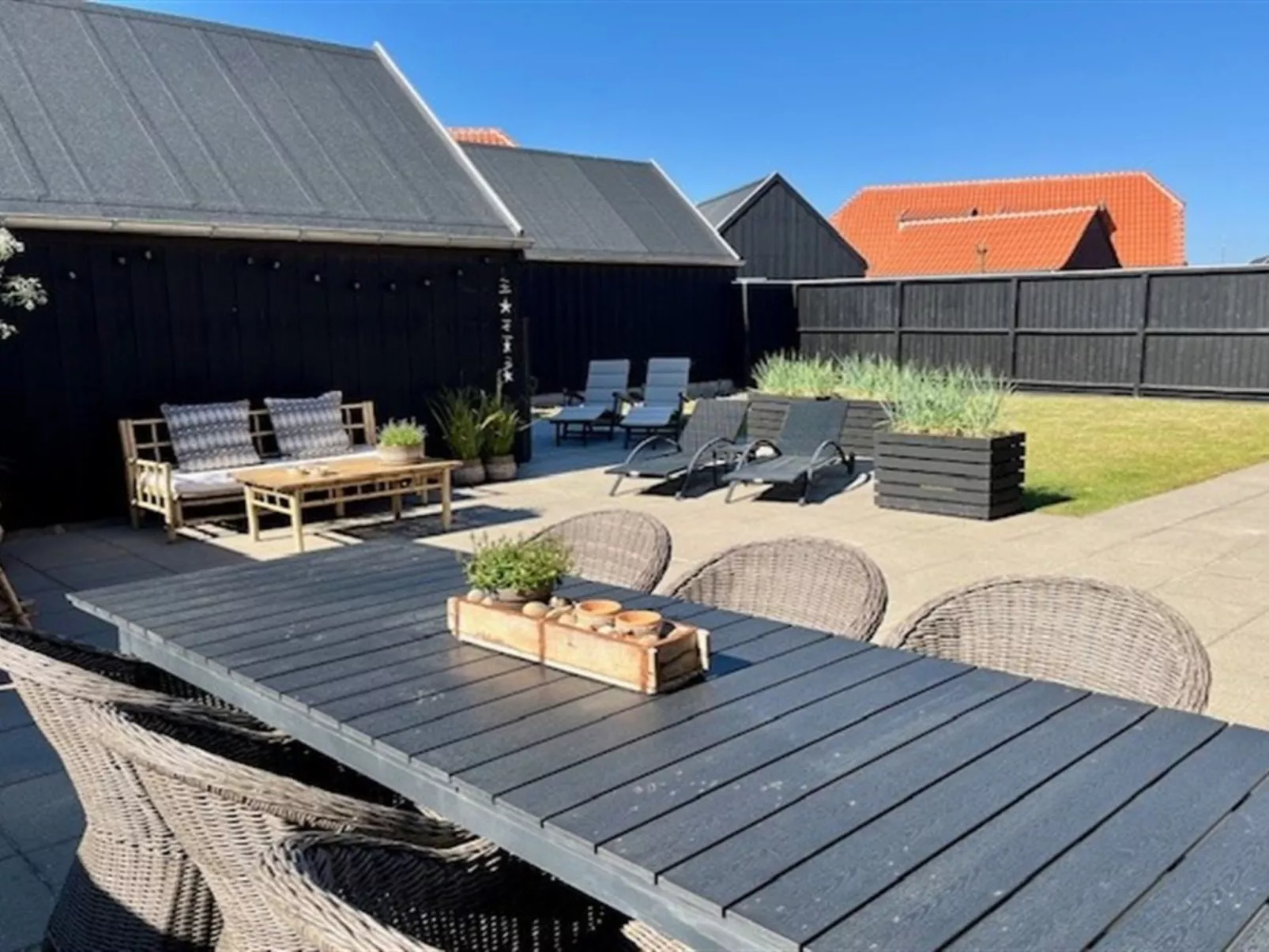 "Gine" - 1.5km from the sea-Outside