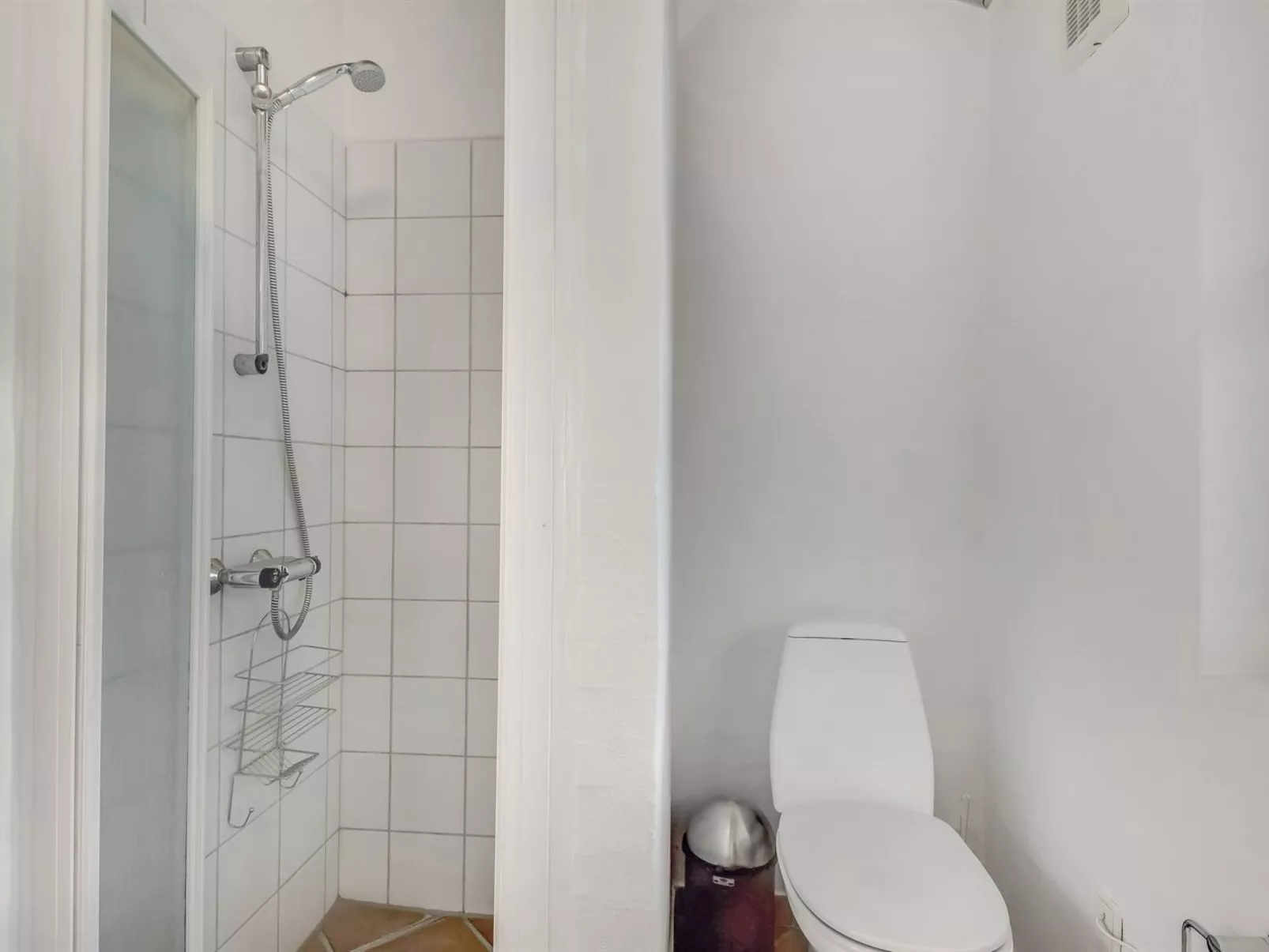 "Ingmund" - 2km from the sea-Inside