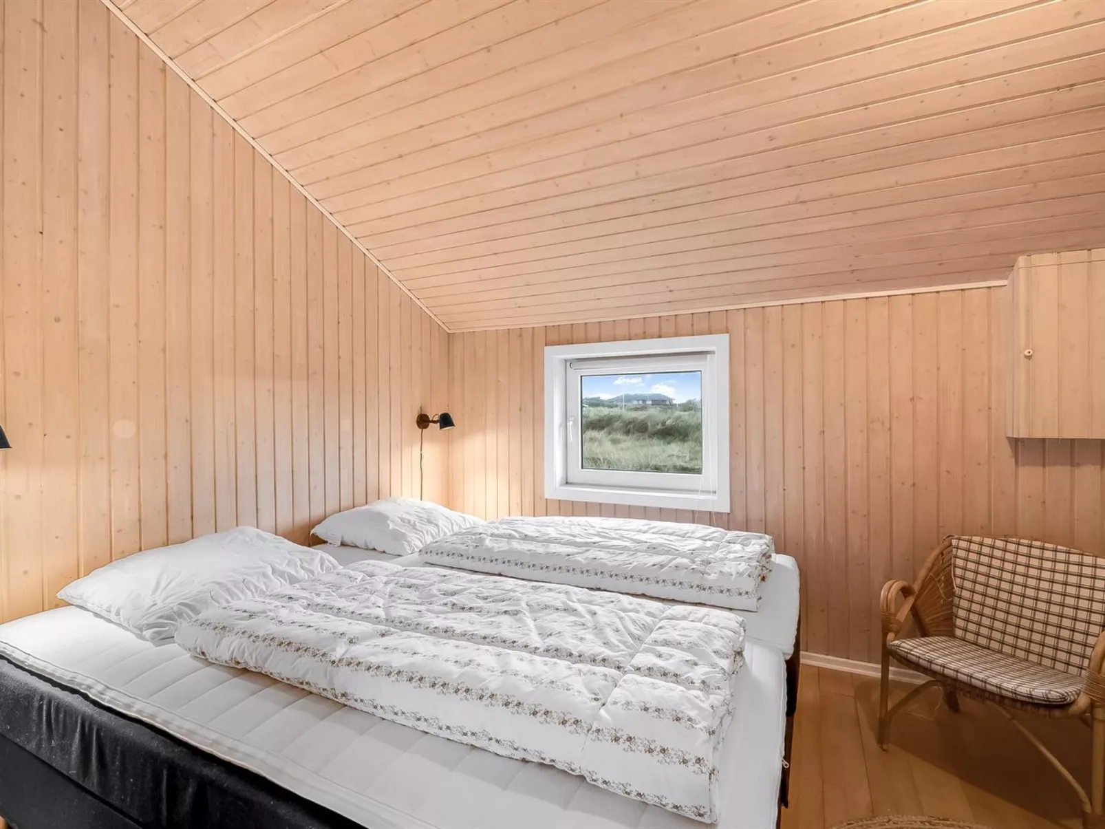 "Elnur" - 100m from the sea-Inside