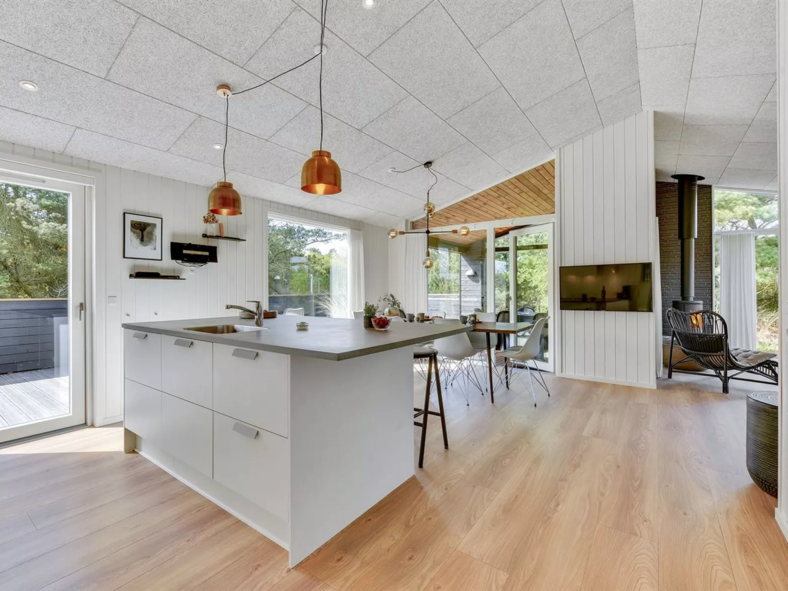 "Lassi" - 950m from the sea-Drinnen