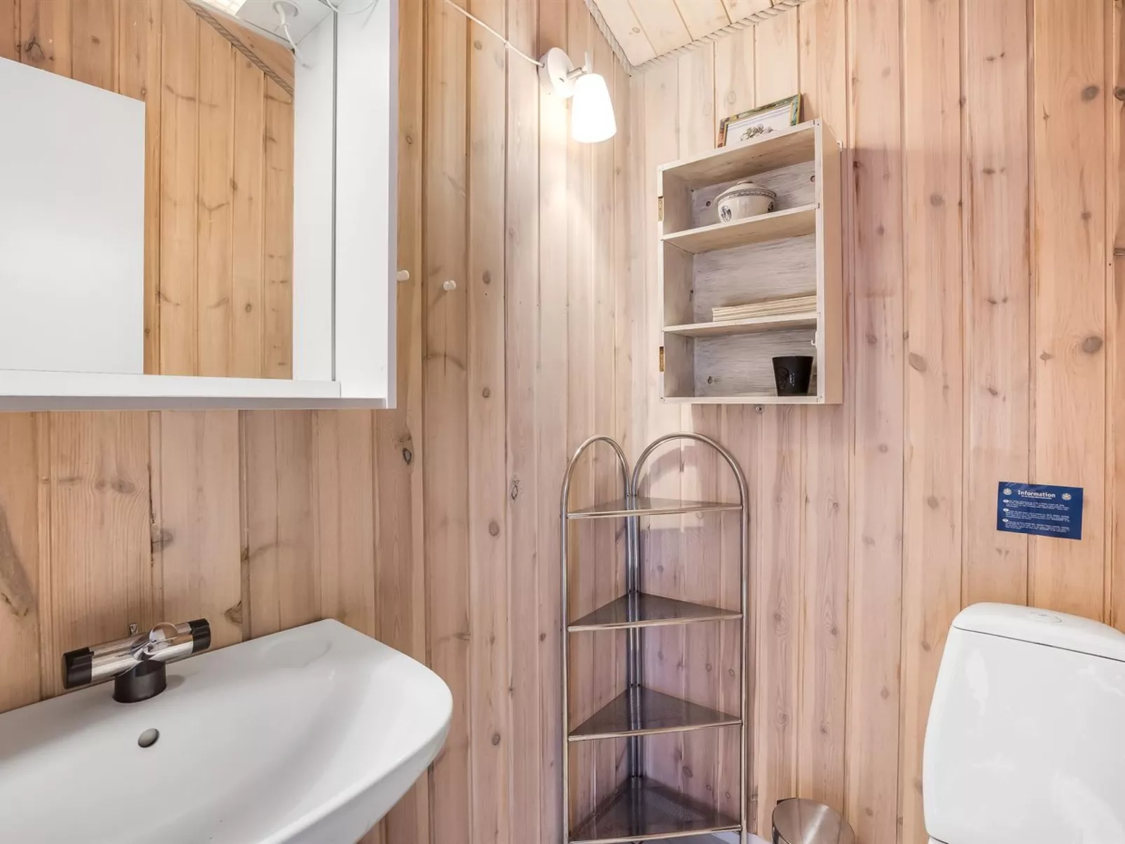 "Gedda" - 700m from the sea-Dedans