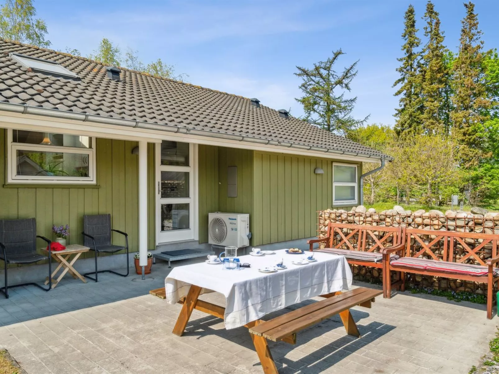 "Henninge" - 300m from the sea-Outside