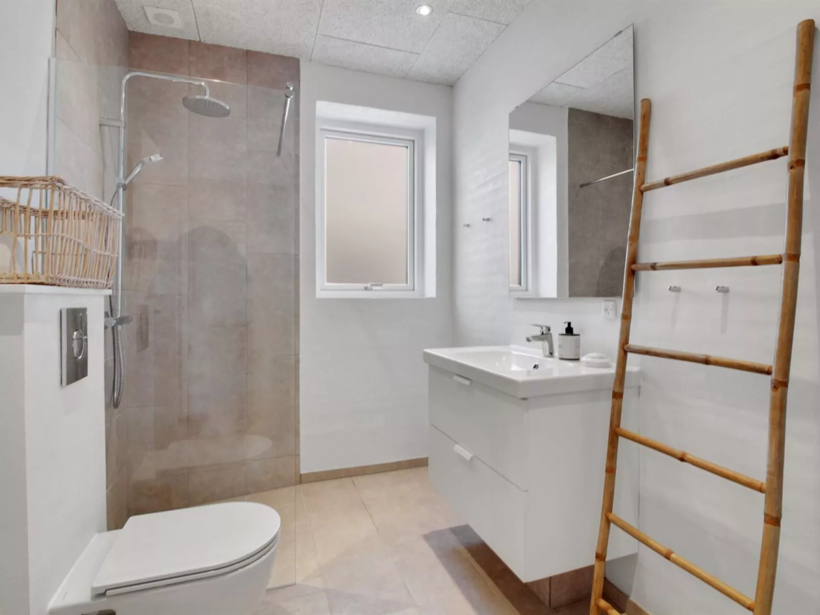 "Klaudius" - 2km from the sea-Drinnen