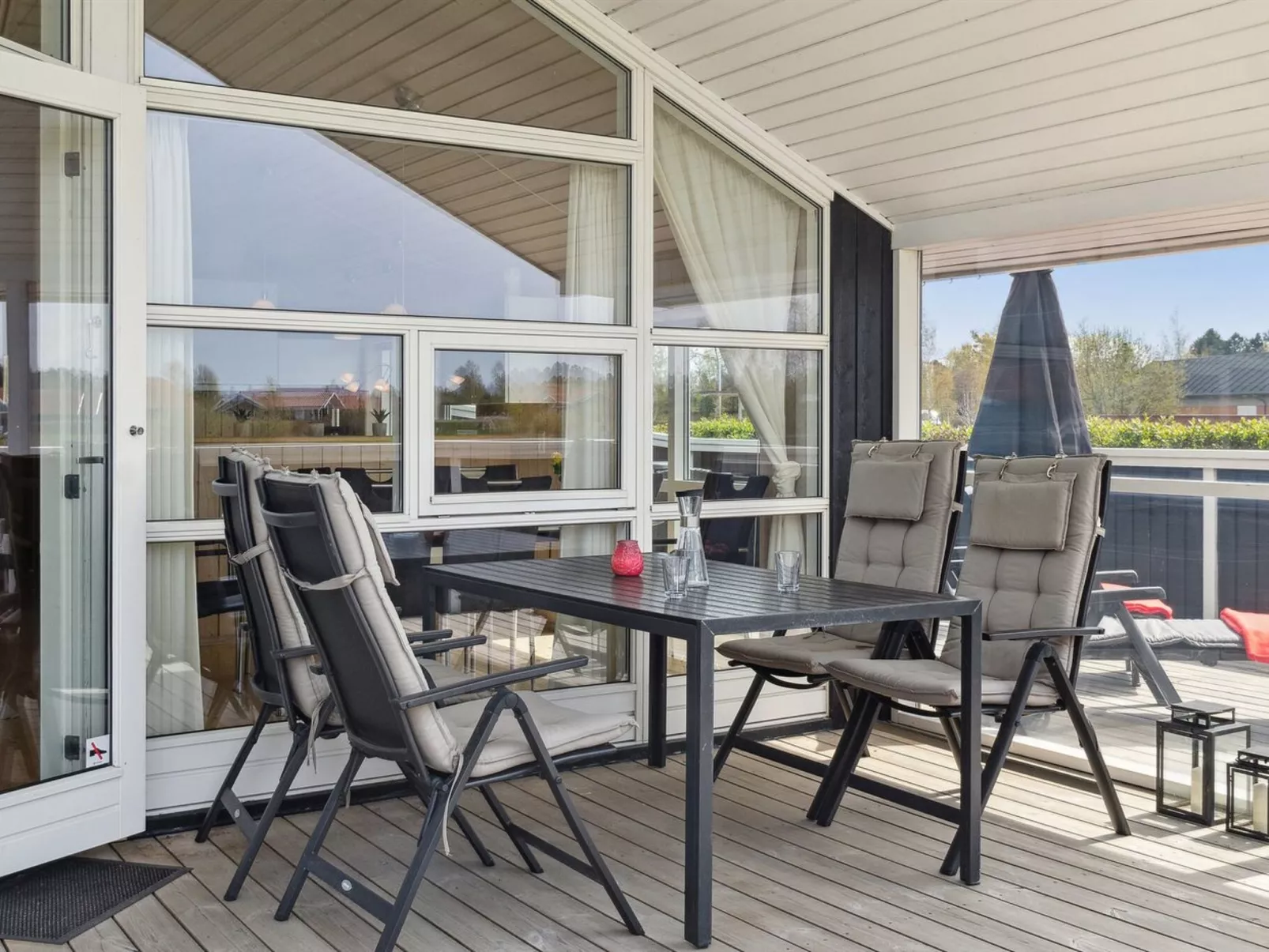 "Swanhild" - 900m from the sea-Outside