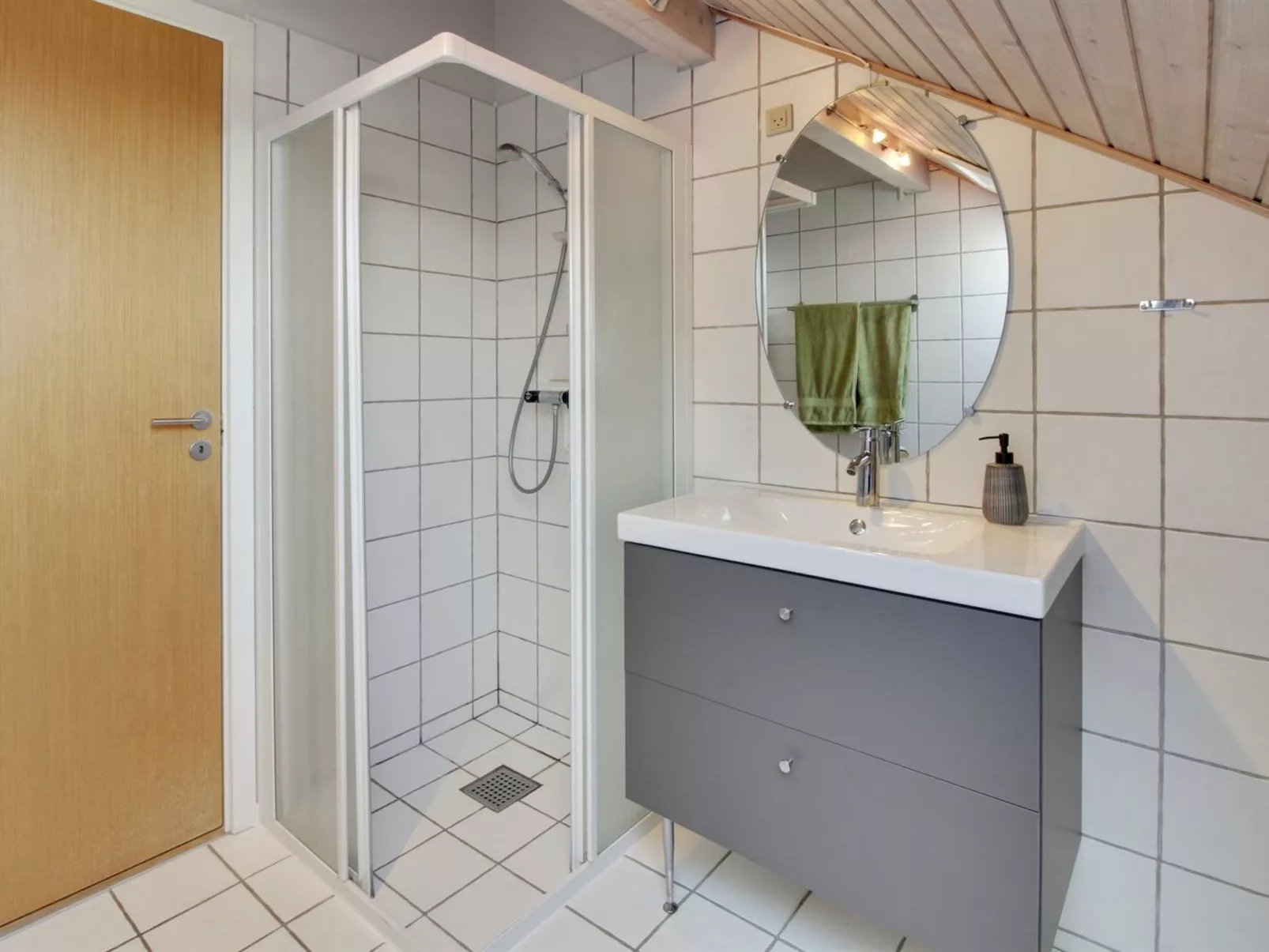 "Bosse" - 2.3km from the sea - Inside