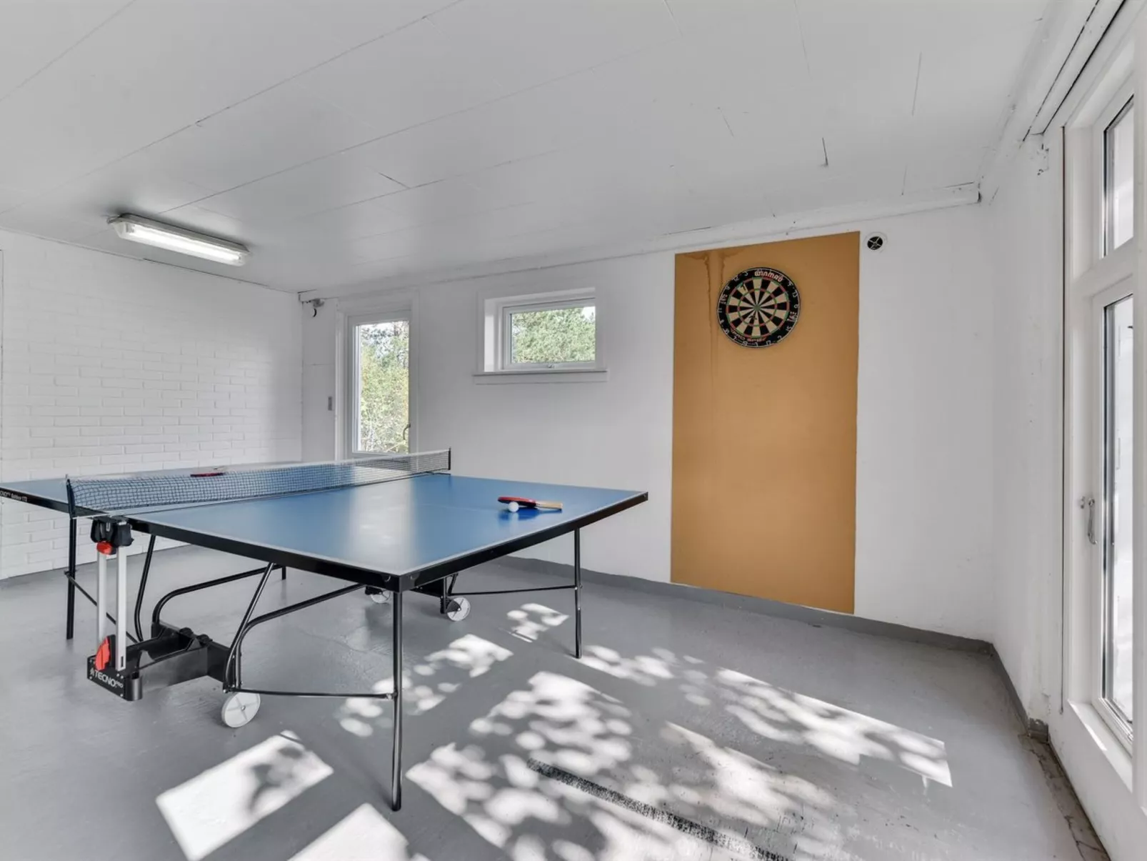 "Sylvie" - 1.5km from the sea-Inside