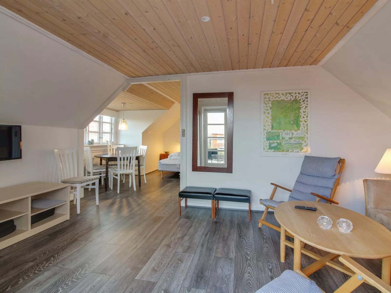 "Gæsling" - 1.6km from the sea-Inside