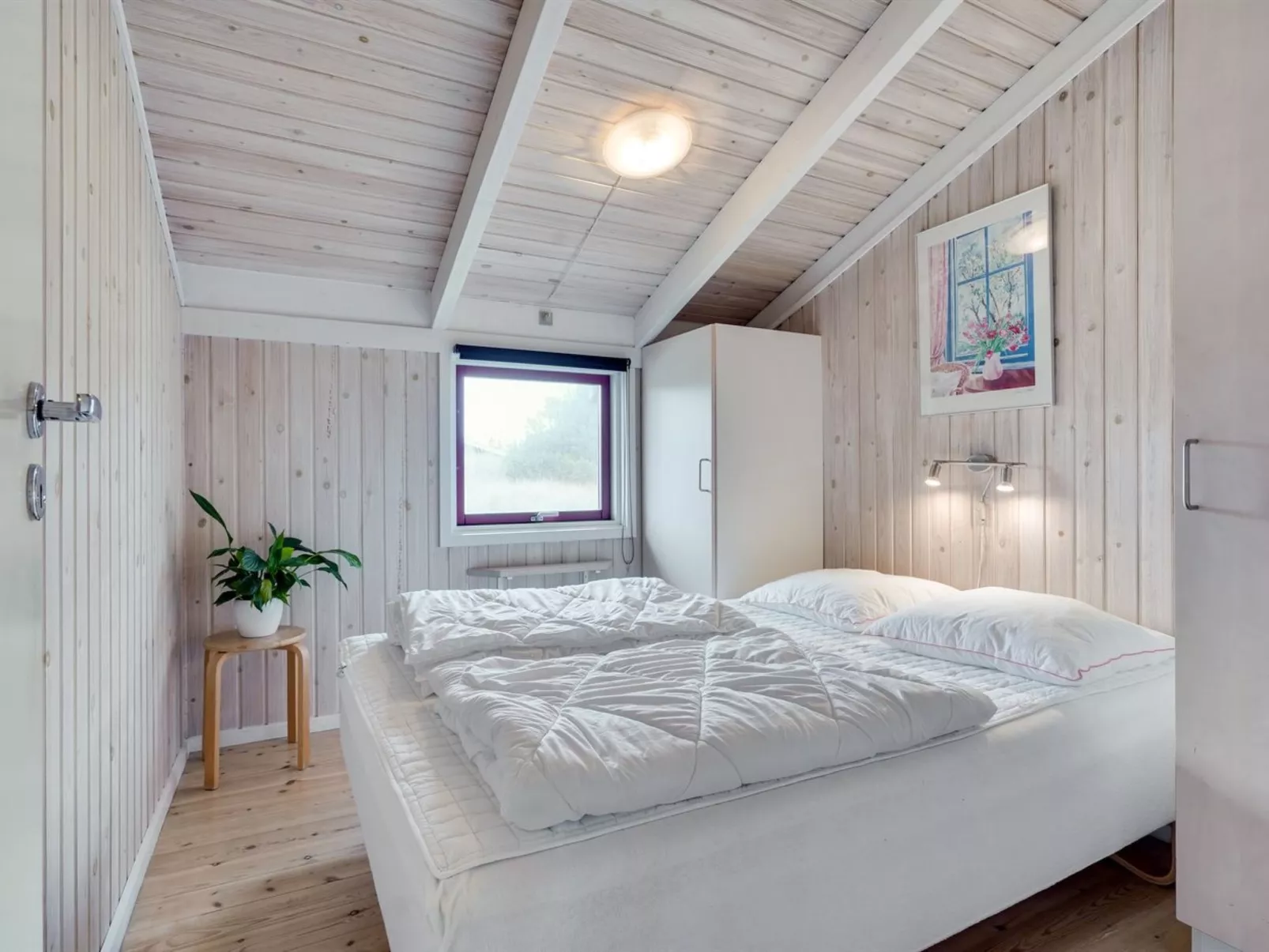 "Bertie" - 700m from the sea-Inside