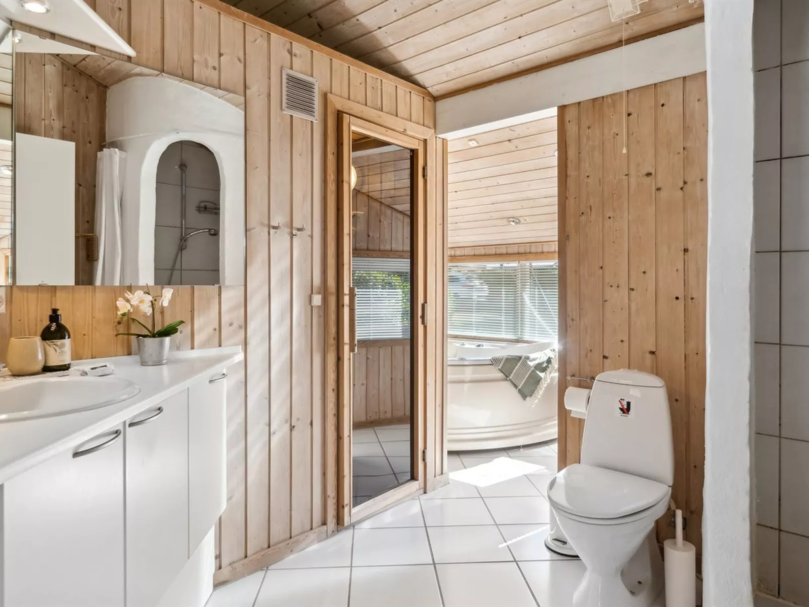 "Rixa" - 525m from the sea-Inside