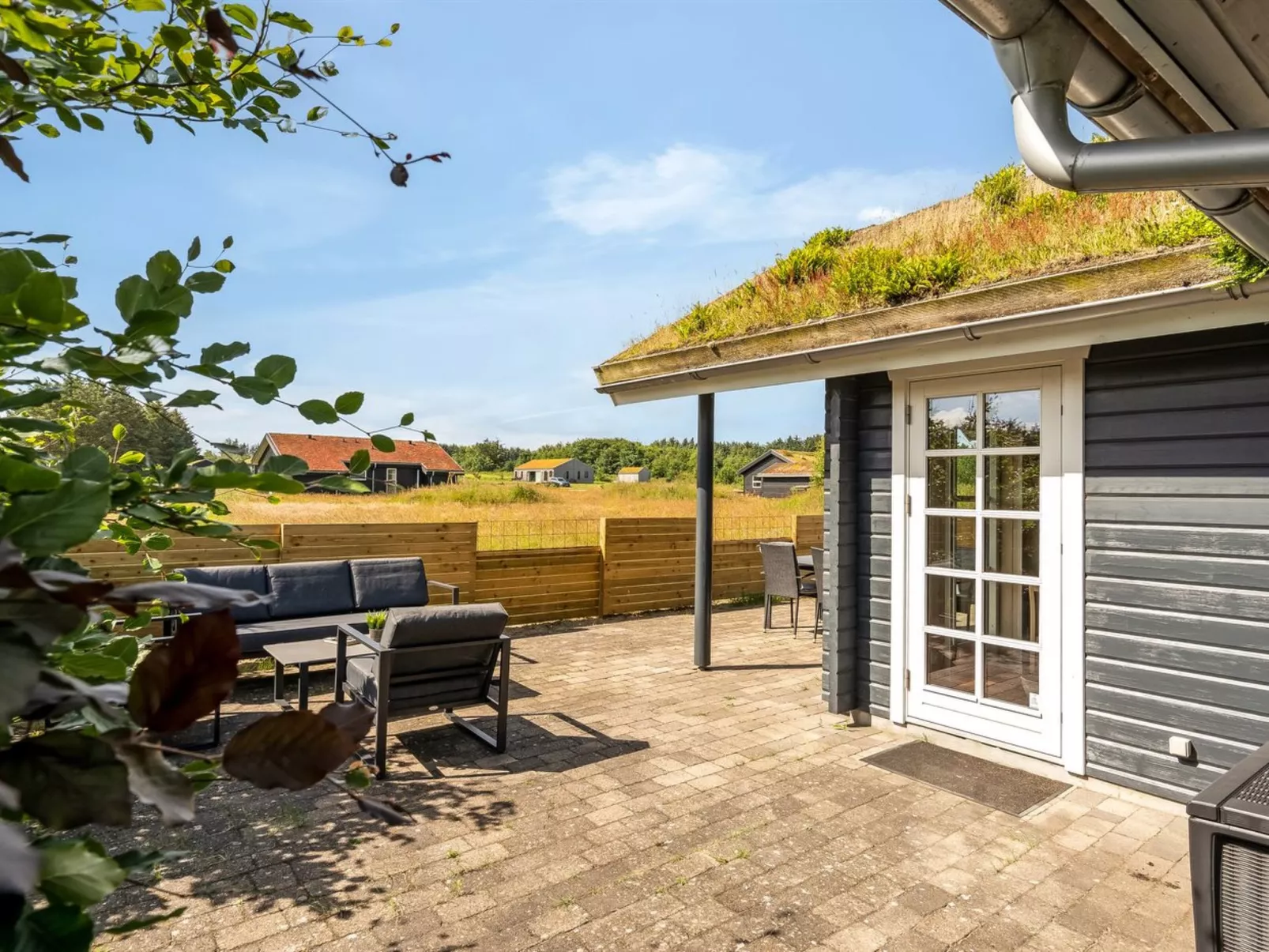 "Annemie" - 1.8km from the sea-Draußen