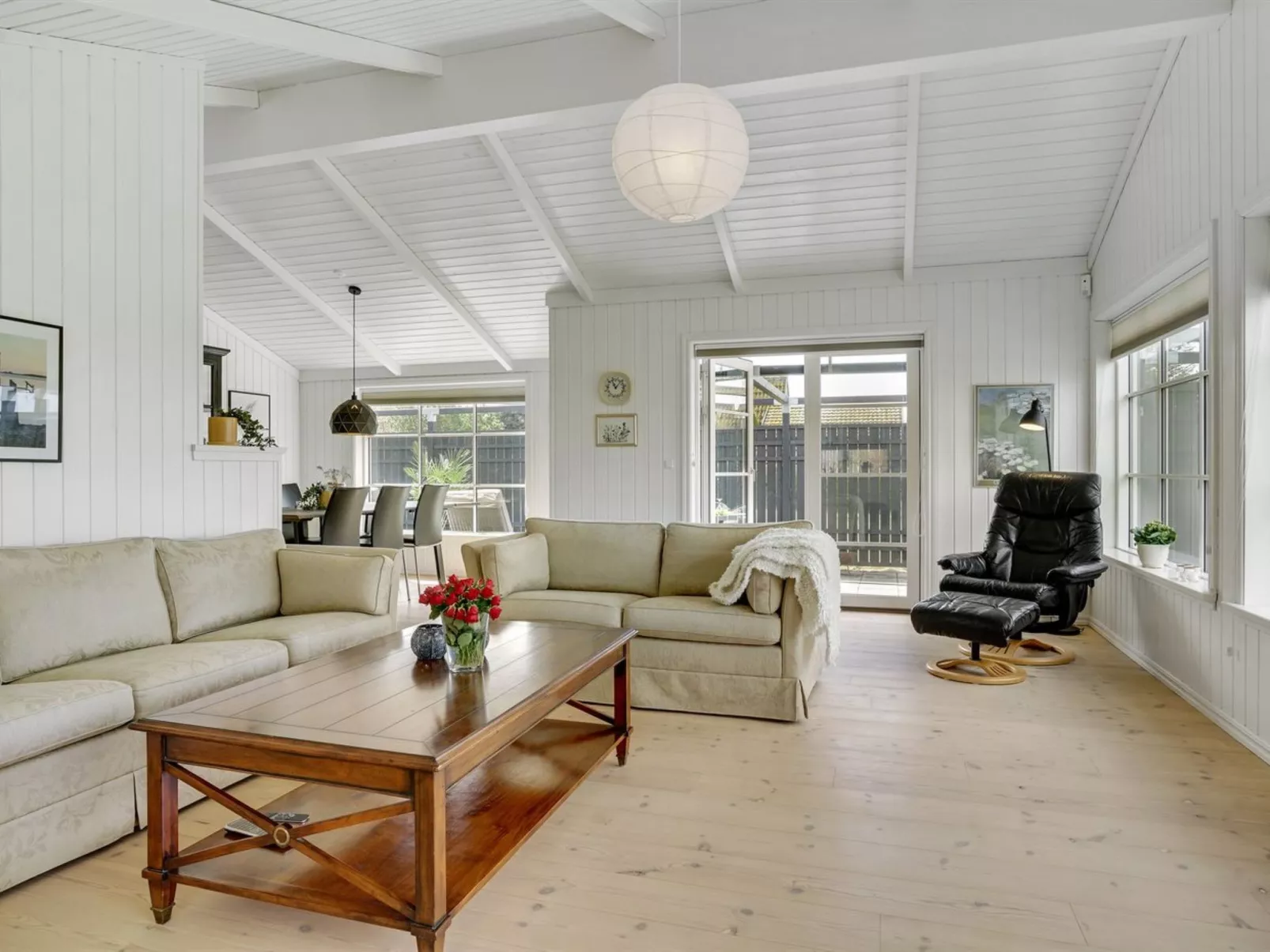 "Antti" - 350m from the sea-Inside