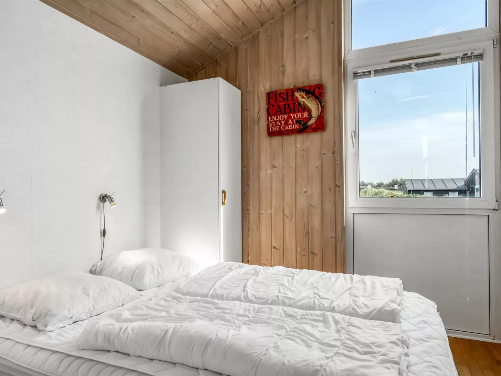 "Broder" - 150m from the sea-Dedans