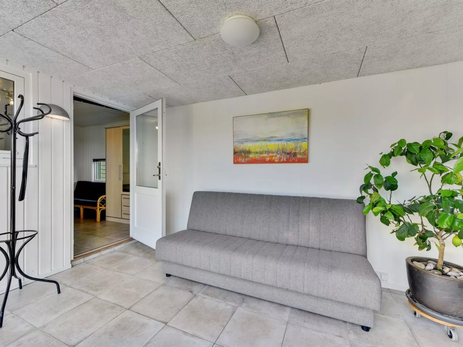 "Anund" - 1.4km from the sea-Inside