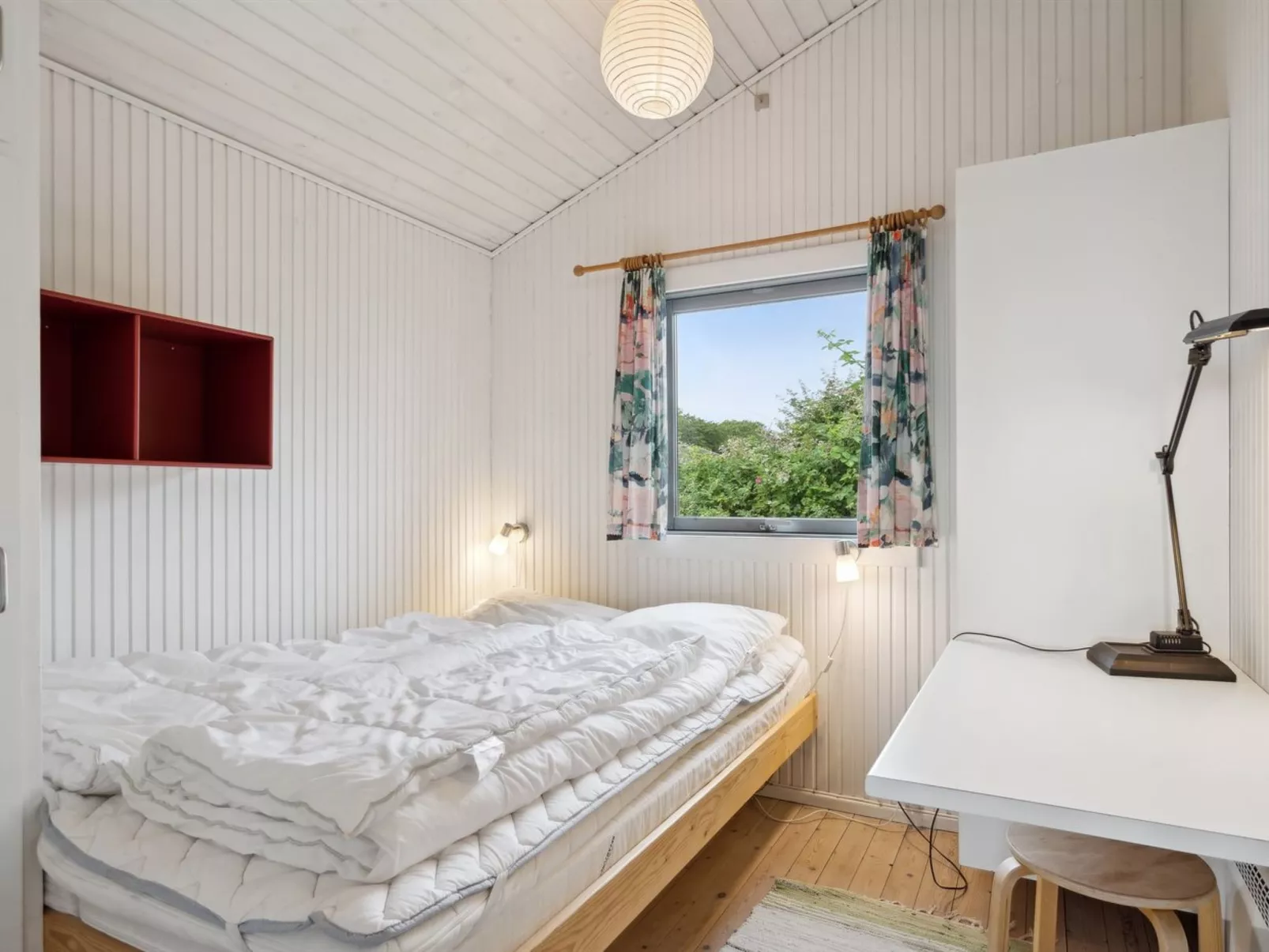 "Bridgette" - 100m from the sea-Inside